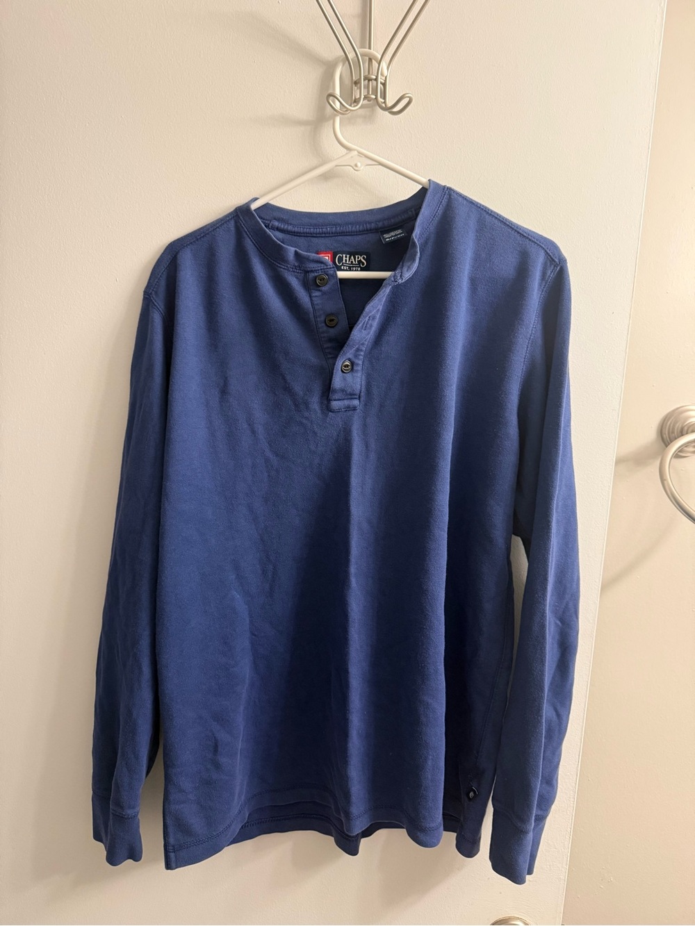 Chaps Men’s Royal Blue Long-Sleeve Henley